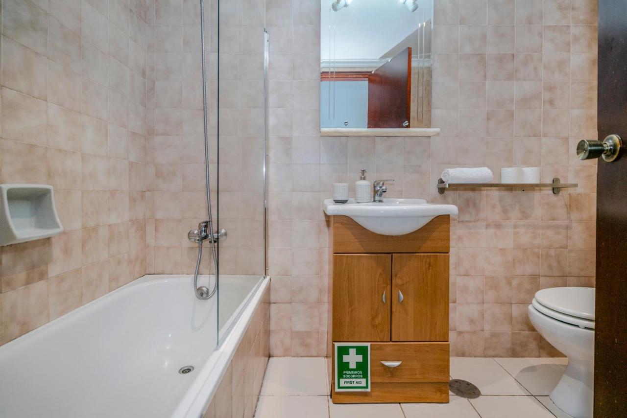 Lovely 1Bed Flat Short Walk To The Marina Vilamoura Quarteira Exterior foto